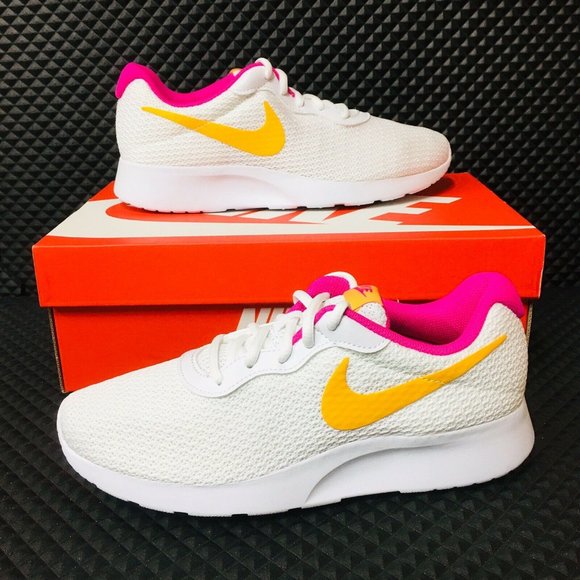 Nike Shoes - Nike Tanjun Air Zoom Women's Sneaker